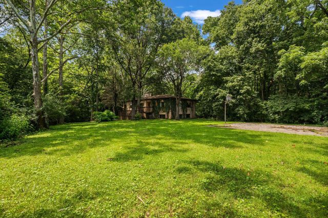 5774 London Groveport Road, Orient, OH 43146