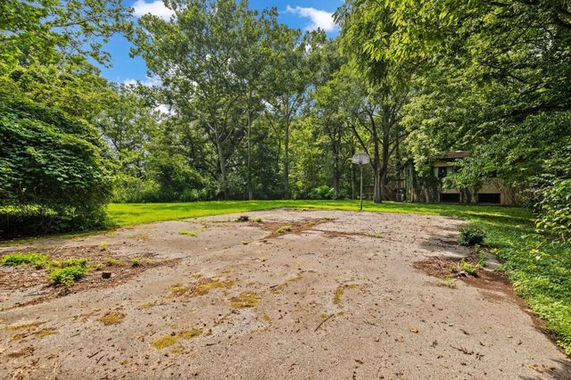 5774 London Groveport Road, Orient, OH 43146