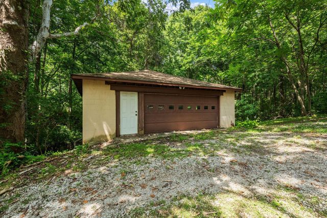 5774 London Groveport Road, Orient, OH 43146