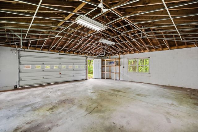 5774 London Groveport Road, Orient, OH 43146