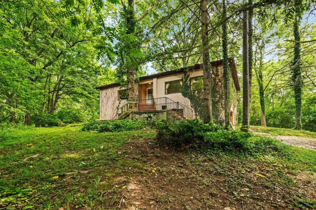 5774 London Groveport Road, Orient, OH 43146