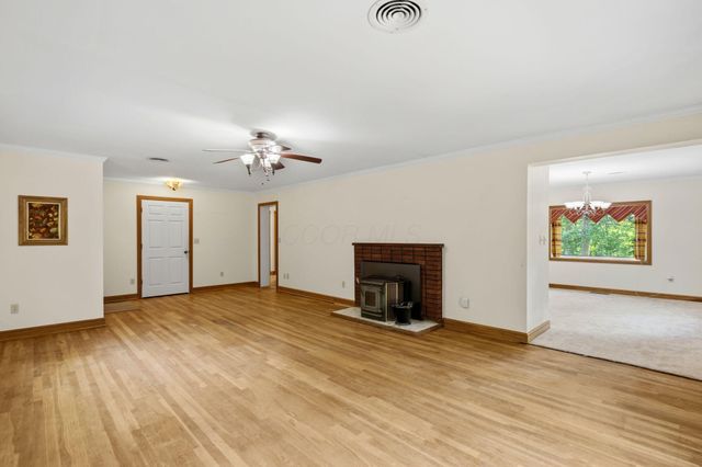 5774 London Groveport Road, Orient, OH 43146