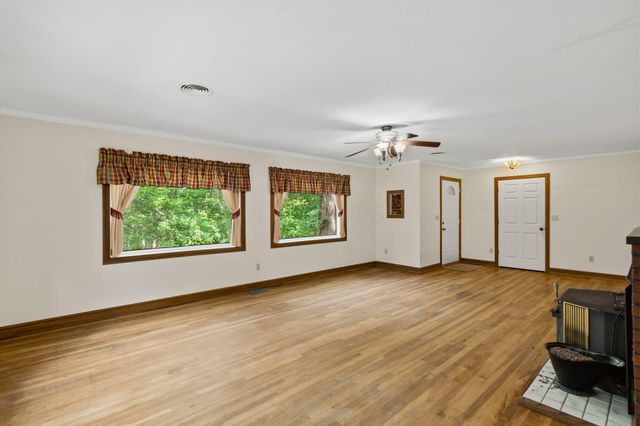 5774 London Groveport Road, Orient, OH 43146