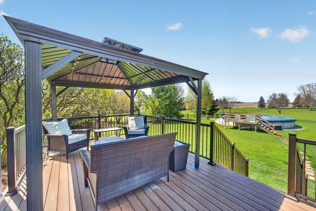 3522 Britton ROAD, Union Grove, WI 53182
