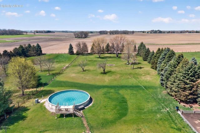 3522 Britton ROAD, Union Grove, WI 53182