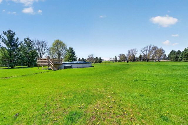 3522 Britton ROAD, Union Grove, WI 53182