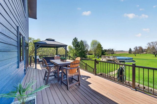 3522 Britton ROAD, Union Grove, WI 53182