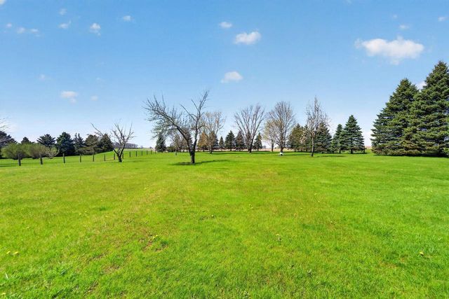 3522 Britton ROAD, Union Grove, WI 53182