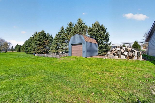 3522 Britton ROAD, Union Grove, WI 53182