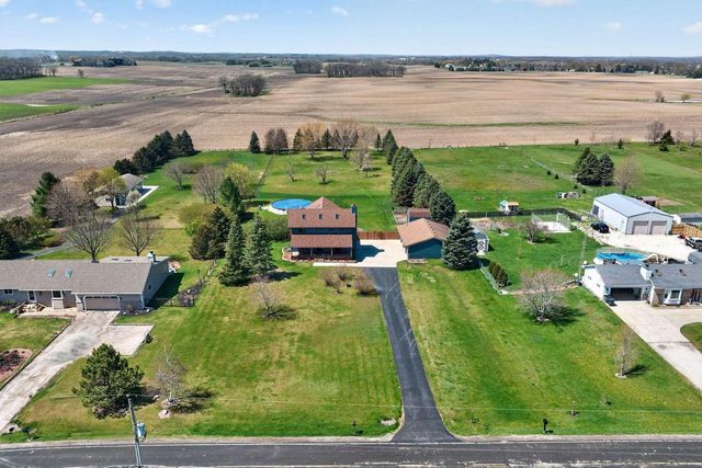 3522 Britton ROAD, Union Grove, WI 53182