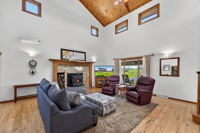 3522 Britton ROAD, Union Grove, WI 53182