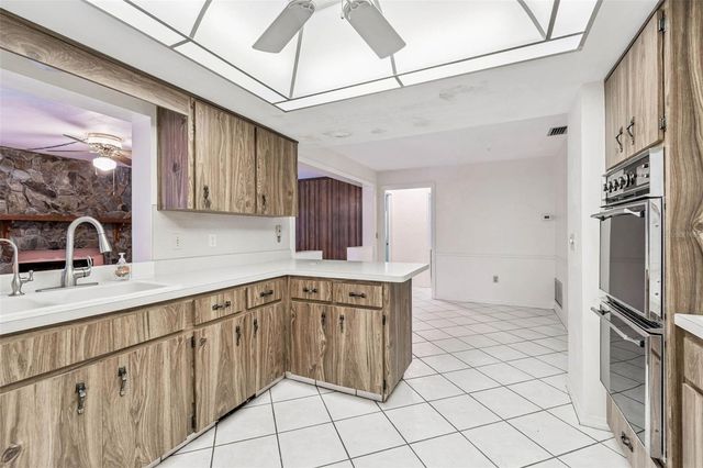 10711 FRANCES LANE, Largo, FL 33774