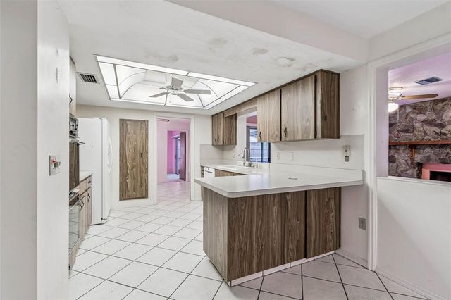 10711 FRANCES LANE, Largo, FL 33774