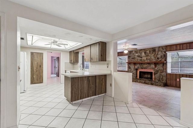 10711 FRANCES LANE, Largo, FL 33774