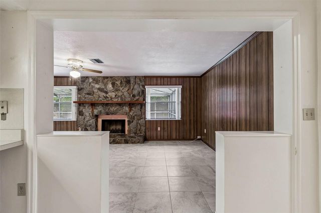 10711 FRANCES LANE, Largo, FL 33774