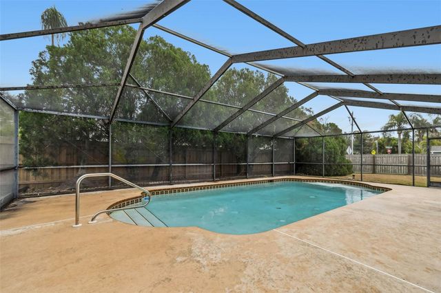 10711 FRANCES LANE, Largo, FL 33774