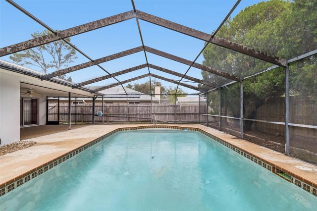 10711 FRANCES LANE, Largo, FL 33774