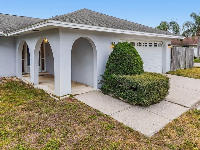 10711 FRANCES LANE, Largo, FL 33774