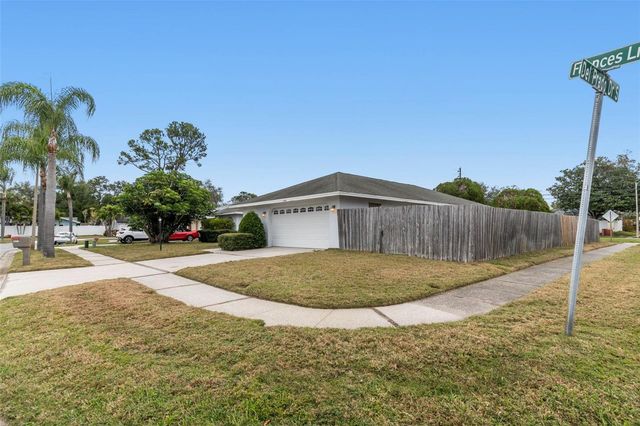 10711 FRANCES LANE, Largo, FL 33774