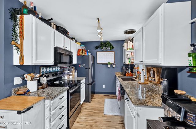 2201 N Cabinet ST, Post Falls, ID 83854