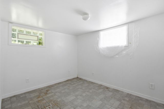 182 Summit Street, Pontiac City, MI 48342