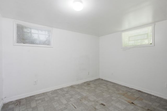 182 Summit Street, Pontiac City, MI 48342