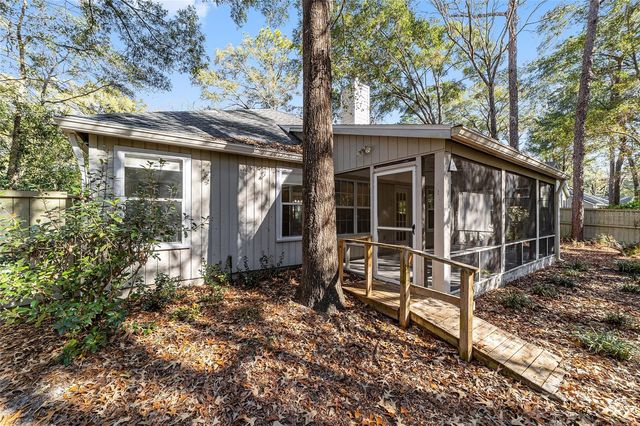 10607 SW 55TH PLACE, Gainesville, FL 32608