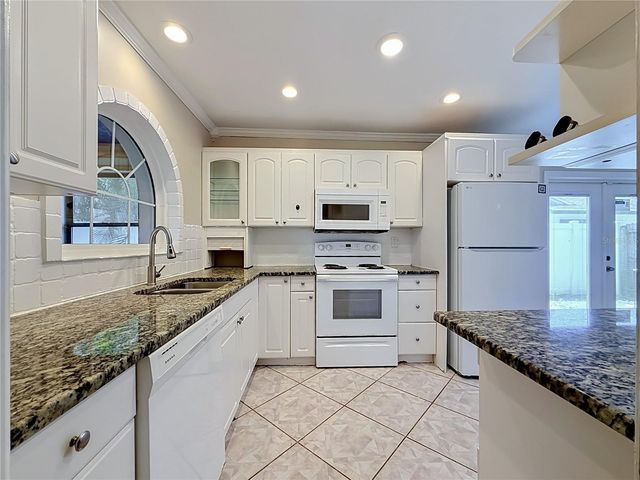 2825 WENDOVER TERRACE, Palm Harbor, FL 34685