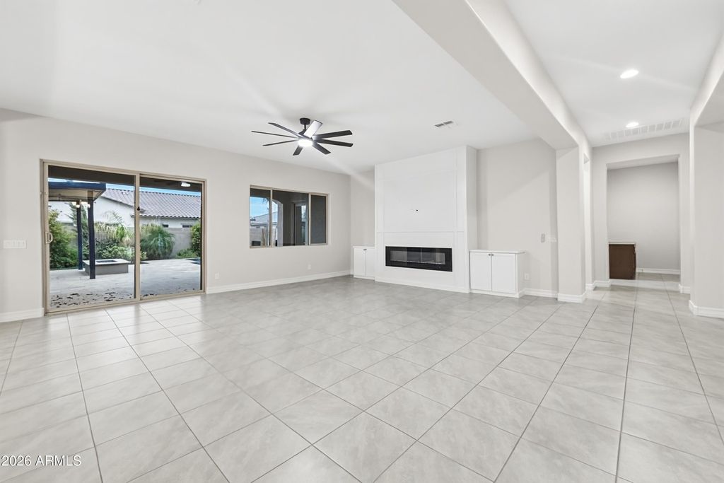 1928 E LA COSTA Drive, Gilbert, AZ 85298 — photo 4