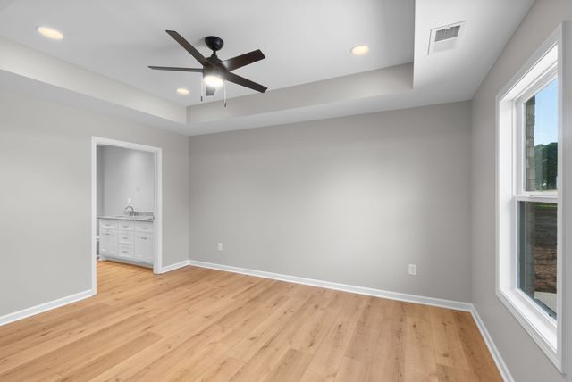 81 Dukes Park Rd, Summertown, TN 38483