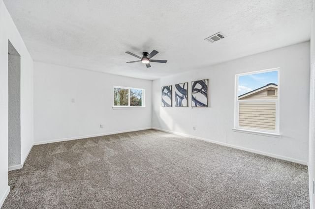 713 Sugar Hill Drive, La Porte, TX 77571