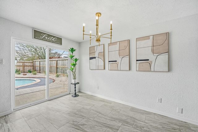 713 Sugar Hill Drive, La Porte, TX 77571