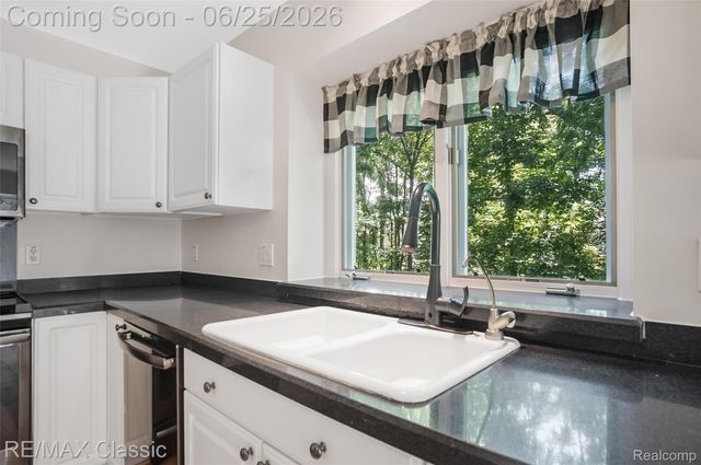 7439 Millwood, West Bloomfield Charter Township, MI 48322