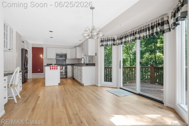 7439 Millwood, West Bloomfield Charter Township, MI 48322