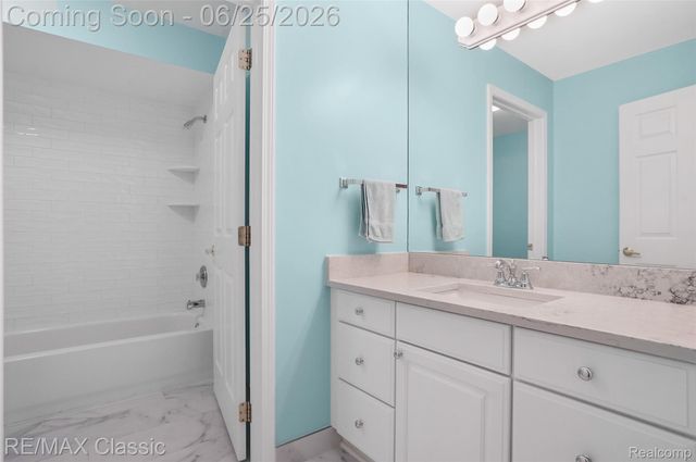 7439 Millwood, West Bloomfield Charter Township, MI 48322