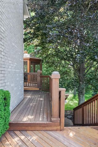 7439 Millwood, West Bloomfield Charter Township, MI 48322
