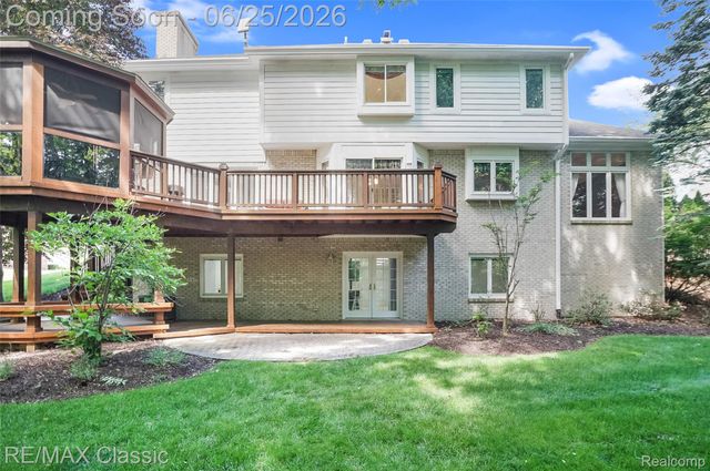 7439 Millwood, West Bloomfield Charter Township, MI 48322
