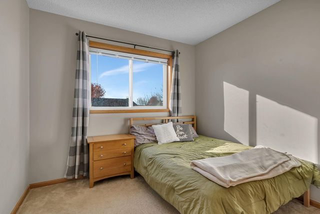 535 Highland Street W, Annandale, MN 55302