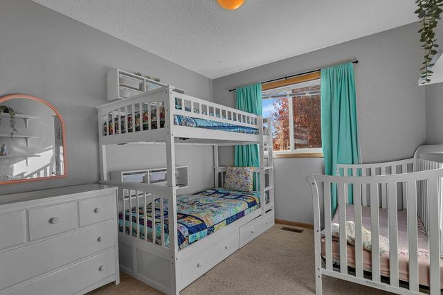 535 Highland Street W, Annandale, MN 55302