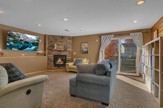 535 Highland Street W, Annandale, MN 55302