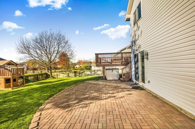 535 Highland Street W, Annandale, MN 55302