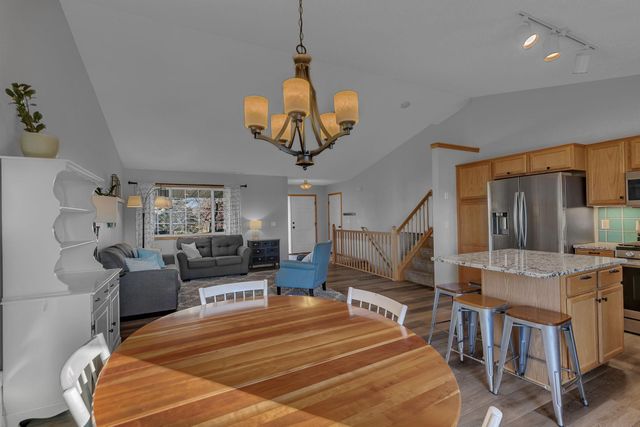 535 Highland Street W, Annandale, MN 55302