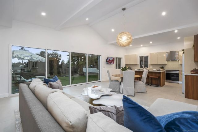 4134 Epanow, San Diego, CA 92117