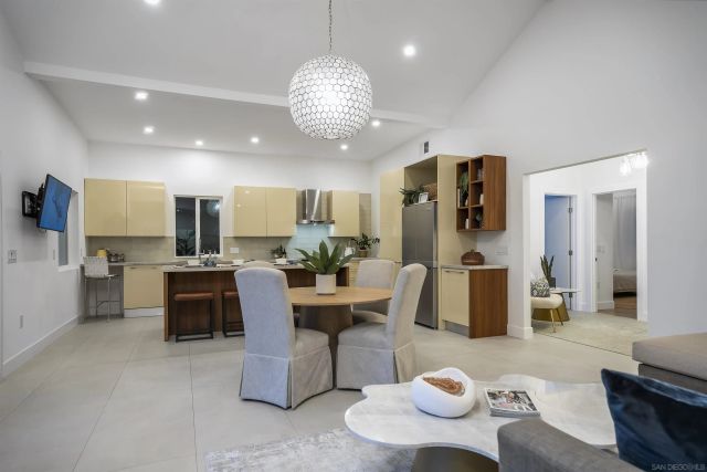 4134 Epanow, San Diego, CA 92117