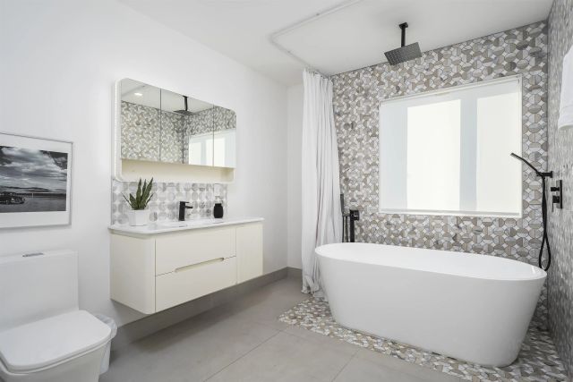 4134 Epanow, San Diego, CA 92117