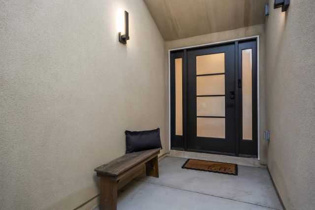 4134 Epanow, San Diego, CA 92117