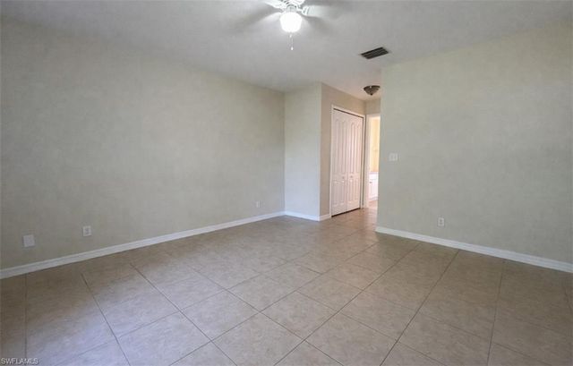 2010 NE 13th PL, Cape Coral, FL 33909