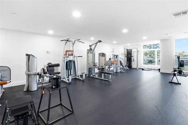 415 ISLAND WAY 204, Clearwater, FL 33767