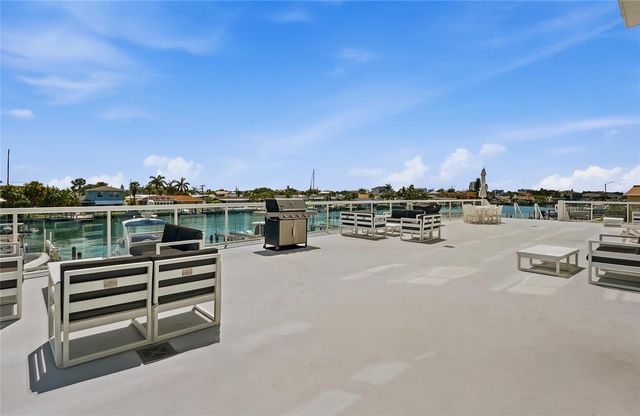 415 ISLAND WAY 204, Clearwater, FL 33767