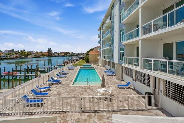 415 ISLAND WAY 204, Clearwater, FL 33767